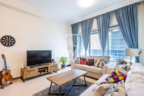 Apartment sa Jumeirah Lake Towers, Dubai, UAE 1 silid-tulugan, 73.39 sq.m. № 746945 - larawan 2