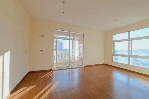 Vilă de închiriat în Khalifa City, Abu Dhabi, EAU 5 dormitoare, 910.4 mp. №507019 - poză 4