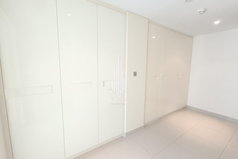 Apartment til leje i Al Bateen, Abu Dhabi, UAE 3 soveværelser, 227.6 kvm № 482195 - foto 17