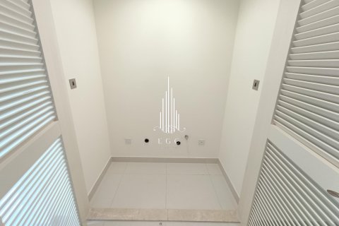 Apartment til leje i Al Bateen, Abu Dhabi, UAE 3 soveværelser, 227.6 kvm № 482195 - foto 19