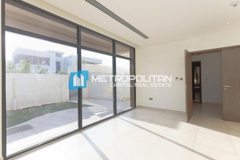 וילה להשכרה ב Yas Island, Abu Dhabi, איחוד האמירויות  4 חדרי שינה, 499.6 מ"ר, מספר 685862 - תמונה 12