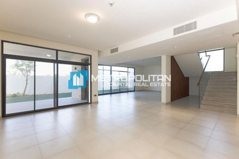 וילה להשכרה ב Yas Island, Abu Dhabi, איחוד האמירויות  4 חדרי שינה, 499.6 מ"ר, מספר 685862 - תמונה 6