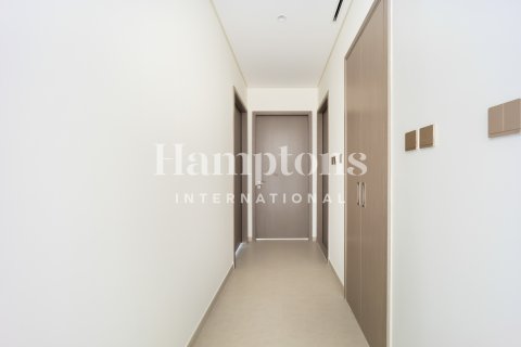 דירה להשכרה ב Palm Jumeirah, Dubai, איחוד האמירויות 2 חדרי שינה, 111.60994808 מ"ר, מספר 721404 - תמונה 7