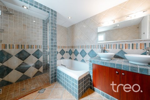 Vila u Meadows, Dubai, UAE 4 spavaćih soba, 332.41 m2 Br. 733077 - fotografija 16