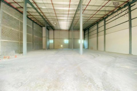 Magacin u Al Quoz, Dubai, UAE 724.9 m2 Br. 478885 - fotografija 5