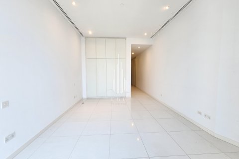 Appartement te huur in Corniche Road, Abu Dhabi, VAE 3 slaapkamers, 256.4 vr.m., nr 535057 - foto 13