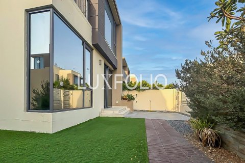 Villa Dubai Hills Estate, Dubaijā, AAE 4 istabas, 299 m2 Nr. 628300 - attēls 2
