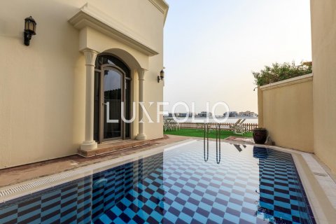 Palm Jumeirah、Dubai、UAE にあるヴィラの賃貸物件 4ベッドルーム、622 m2、No628297 - 写真 2
