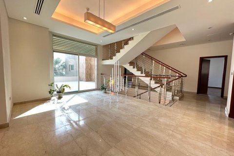 Müüa villa asukohaga The Marina, Abu Dhabi, AÜE: 5 magamistoaga, 640.6 m² Nr 535260 - pilt 27