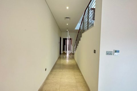 Müüa villa asukohaga The Marina, Abu Dhabi, AÜE: 5 magamistoaga, 640.6 m² Nr 535260 - pilt 26