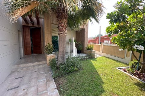 Müüa villa asukohaga The Marina, Abu Dhabi, AÜE: 5 magamistoaga, 640.6 m² Nr 535260 - pilt 4