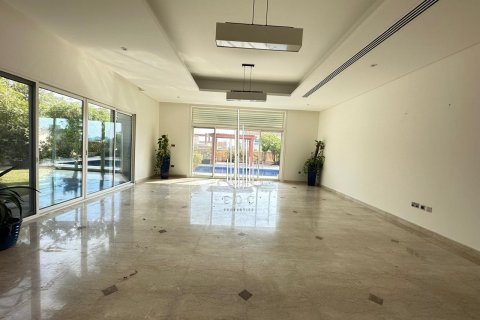 Müüa villa asukohaga The Marina, Abu Dhabi, AÜE: 5 magamistoaga, 640.6 m² Nr 535260 - pilt 6