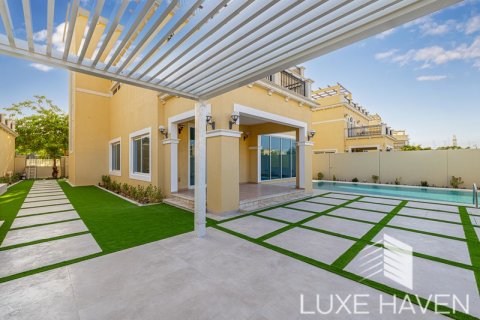 Jumeirah Park, Dubai, संयुक्त अरब अमीरात में विला, 4 बेडरूम, 385.92 वर्ग मीटर, संख्या 571386 - फ़ोटो 14