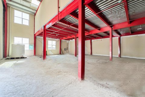 Gudang di Al Khawaneej, Dubai, UAE 538.8 meter persegi № 567160
