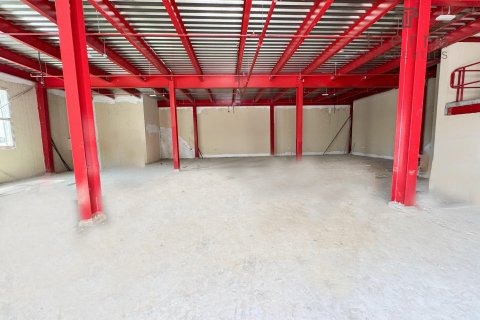 Skladište u gradu Al Khawaneej, Dubai, UAE 538.8 m2 Br. 567160 - Slika 3
