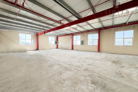 Skladište u gradu Al Khawaneej, Dubai, UAE 538.8 m2 Br. 567160 - Slika 8