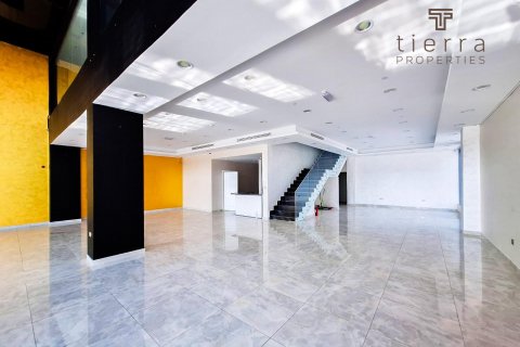 Propiedad comercial en alquiler en Sheikh Zayed Road, Dubai, EAU 613.2 m2 № 567165 - foto 5