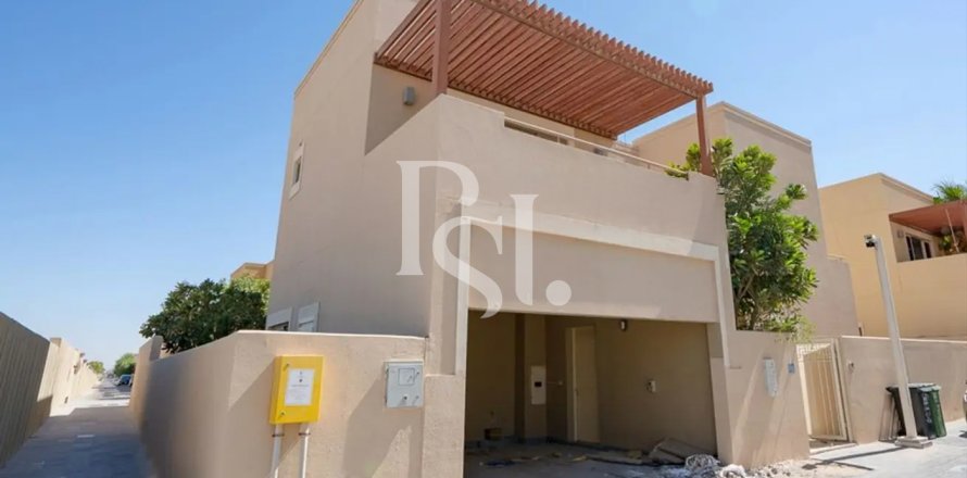 Vila v Al Raha Gardens, Abu Dhabi, SAE 3 spálne, 448 m2 č. 716841