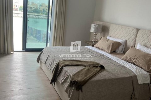 Βίλα σε Al Hamra Village, Ras Al Khaimah, ΗΑΕ 4 υπνοδωμάτια, 357 τ.μ. Αρ. 664460 - φωτογραφία 3