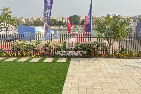 Βίλα σε Al Hamra Village, Ras Al Khaimah, ΗΑΕ 4 υπνοδωμάτια, 357 τ.μ. Αρ. 664460 - φωτογραφία 10