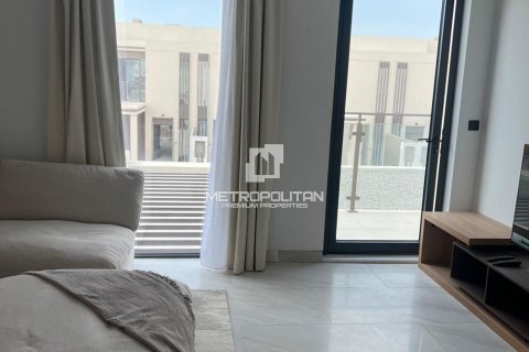 Βίλα σε Al Hamra Village, Ras Al Khaimah, ΗΑΕ 4 υπνοδωμάτια, 357 τ.μ. Αρ. 664460 - φωτογραφία 7