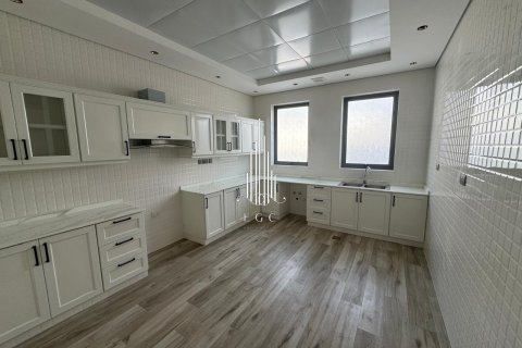 Villa itt: Abu Dhabi, EAE, 5 hálószoba, 929 m², azonosító: 458627 - fénykép 13