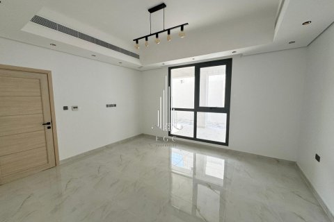 Villa itt: Abu Dhabi, EAE, 5 hálószoba, 929 m², azonosító: 458627 - fénykép 4