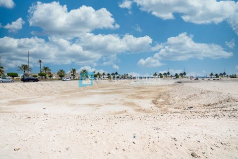 Yas Island、Abu Dhabi、UAE にある土地販売中 979.9 m2、No632166 - 写真 2