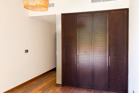 Palm Jumeirah, Dubai, UAE의 임대용 아파트 침실 1개, 126.26제곱미터 번호 749577 - 사진 4