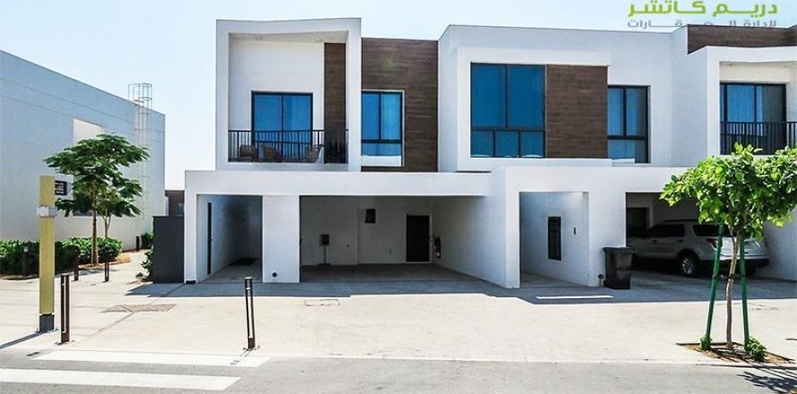 ویلا در Mina Al Arab، Ras Al Khaimah ، امارات متحده عربی 3 خوابه ، 269.4 متر مربع.  شماره 409300
