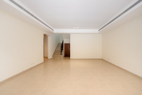 Вилла Дубай, БАӘ-да 3 жатын бөлмелер, 272.02 м² № 764417 - фото 4