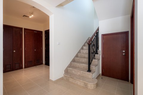 Вилла Дубай, БАӘ-да 3 жатын бөлмелер, 272.02 м² № 764417 - фото 6