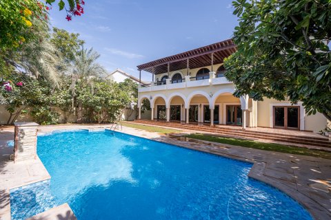 Villa i The Villa, Dubai, UAE 5 sovrum, 1221.21 kvm Nr. 757483