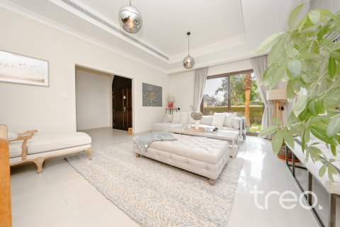 Vila u Arabian Ranches 2, Dubai, UAE 4 spavaćih soba, 400.32 m2 Br. 753632 - fotografija 5