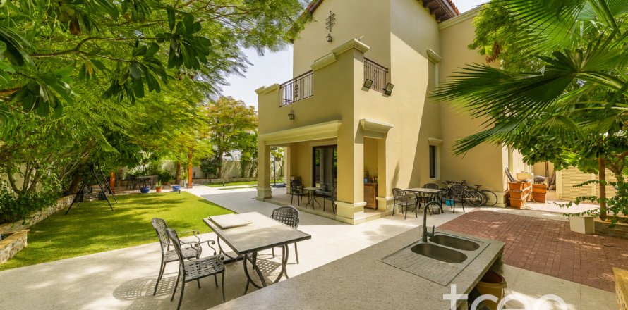 Vila u Arabian Ranches 2, Dubai, UAE 400.32 m2, 4 spavaćih soba Br. 753632