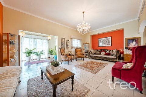 Vilë në Meadows, Dubai, Emiratet e Bashkuara Arabe 4 dhoma gjumi, 352.2 m2. № 753631 - Foto 4