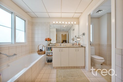 Vilë në Meadows, Dubai, Emiratet e Bashkuara Arabe 4 dhoma gjumi, 352.2 m2. № 753631 - Foto 14