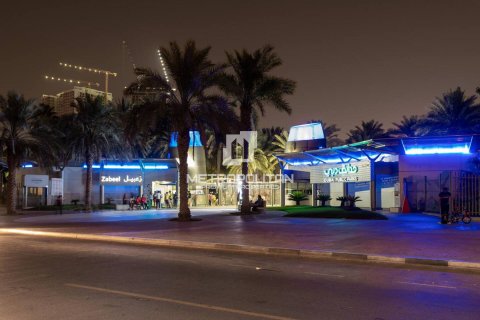 Apartment in Al Kifaf, Dubai, UAE 2 bedrooms, 150 sq.m. № 664652 - photo 16