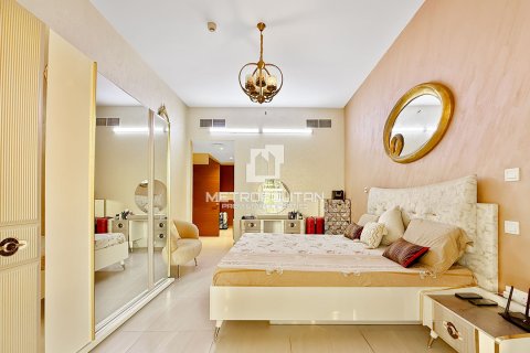 Apartment in Al Kifaf, Dubai, UAE 2 bedrooms, 150 sq.m. № 664652 - photo 4