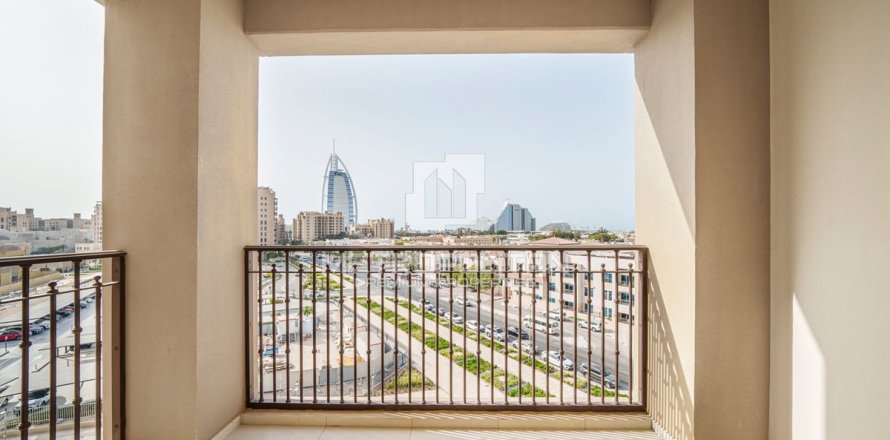 Apartament w Umm Suqeim, Dubai, ZEA 3 sypialnie, 176 mkw. nr 663236