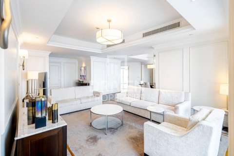 Huoneisto Downtown Dubai (Downtown Burj Dubai), Arabiemiraatit 4 makuuhuonetta, 263.84 m2 № 765429 - kuva 6
