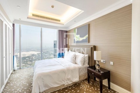 Huoneisto Downtown Dubai (Downtown Burj Dubai), Arabiemiraatit 4 makuuhuonetta, 263.84 m2 № 765429 - kuva 10