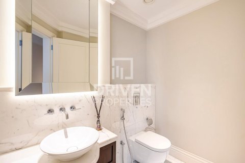Huoneisto Downtown Dubai (Downtown Burj Dubai), Arabiemiraatit 4 makuuhuonetta, 263.84 m2 № 765429 - kuva 23