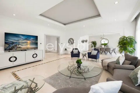 Palm Jumeirah、Dubai、UAE にあるヴィラの賃貸物件 5ベッドルーム、623 m2、No586190 - 写真 3