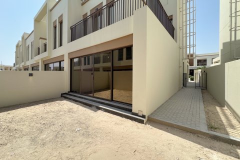 Kaupunkipientalo Damac Lagoons, Dubai, Arabiemiraatit 5 makuuhuonetta, 201.32 m2 № 749555