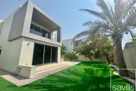 Vila u Dubai Hills Estate, Dubai, UAE 4 spavaćih soba, 426.15 m2 Br. 747686 - fotografija 2