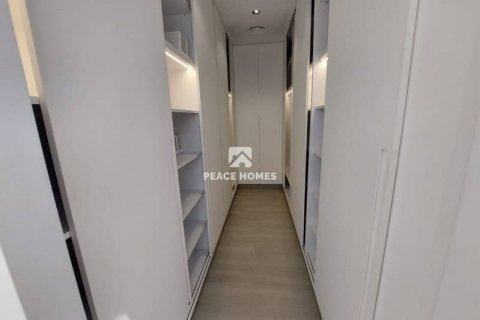 Villa til salg i Tilal City, Sharjah, UAE 6 soveværelser, 858 kvm № 396092 - foto 15