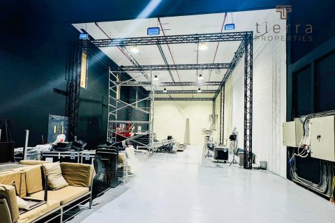 عقار تجاري للإيجار في Al Quoz، دبي، الإمارات العربية المتحدة 696.8 متر مربع ، رقم 539935 - صورة 2