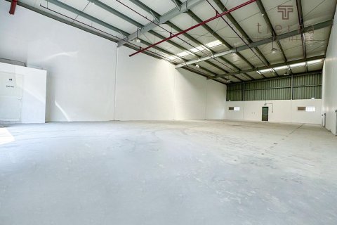 Komerciāls īpašums Al Quoz, Dubaijā, AAE 329.8 m2 Nr. 539940