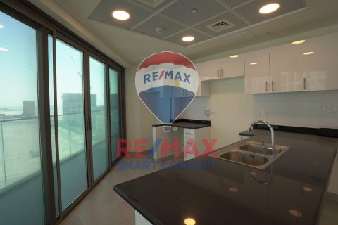 Appartement te koop in Saadiyat Island, Abu Dhabi, VAE 2 slaapkamers, 135 vr.m., nr 532350 - foto 3